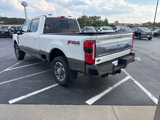 2026 Ford F-350 King Ranch photo 3