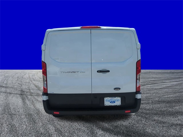 2025 Ford Transit Cargo Van photo 4
