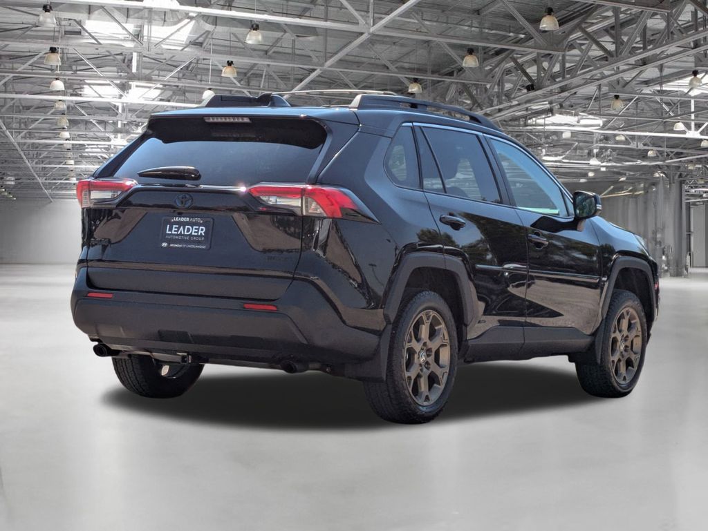 2024 Toyota RAV4 Hybrid photo 5