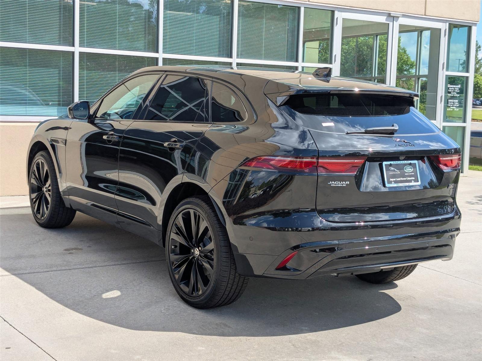 2026 Jaguar F-PACE P250 R-Dynamic S photo 4