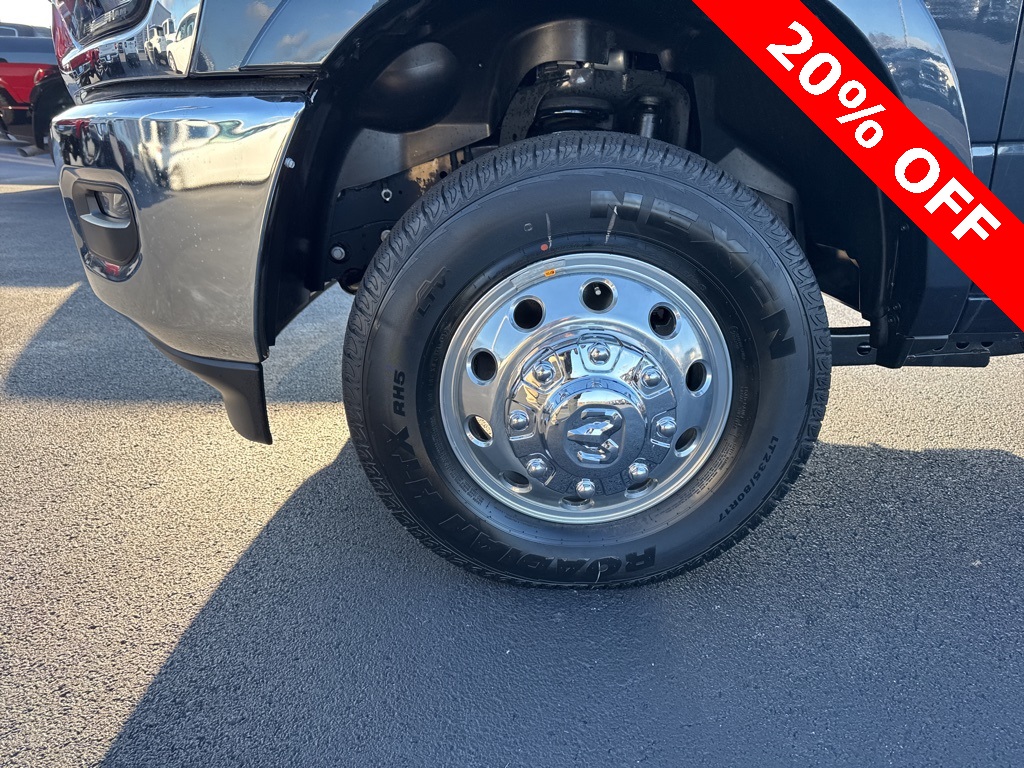 2026 Ram 3500 Big Horn photo 2