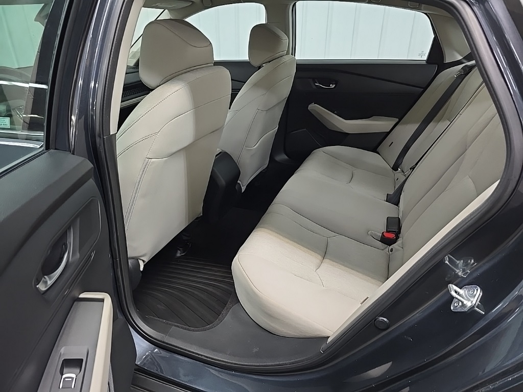 2023 Honda Accord EX photo 29