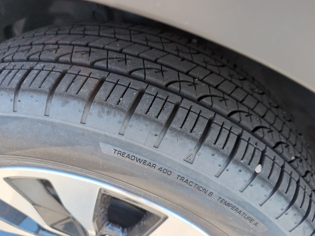 2025 Subaru Outback Limited XT photo 18