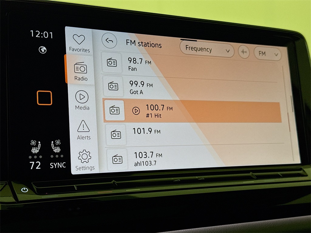 2025 Volkswagen Atlas Peak Edition SE photo 25