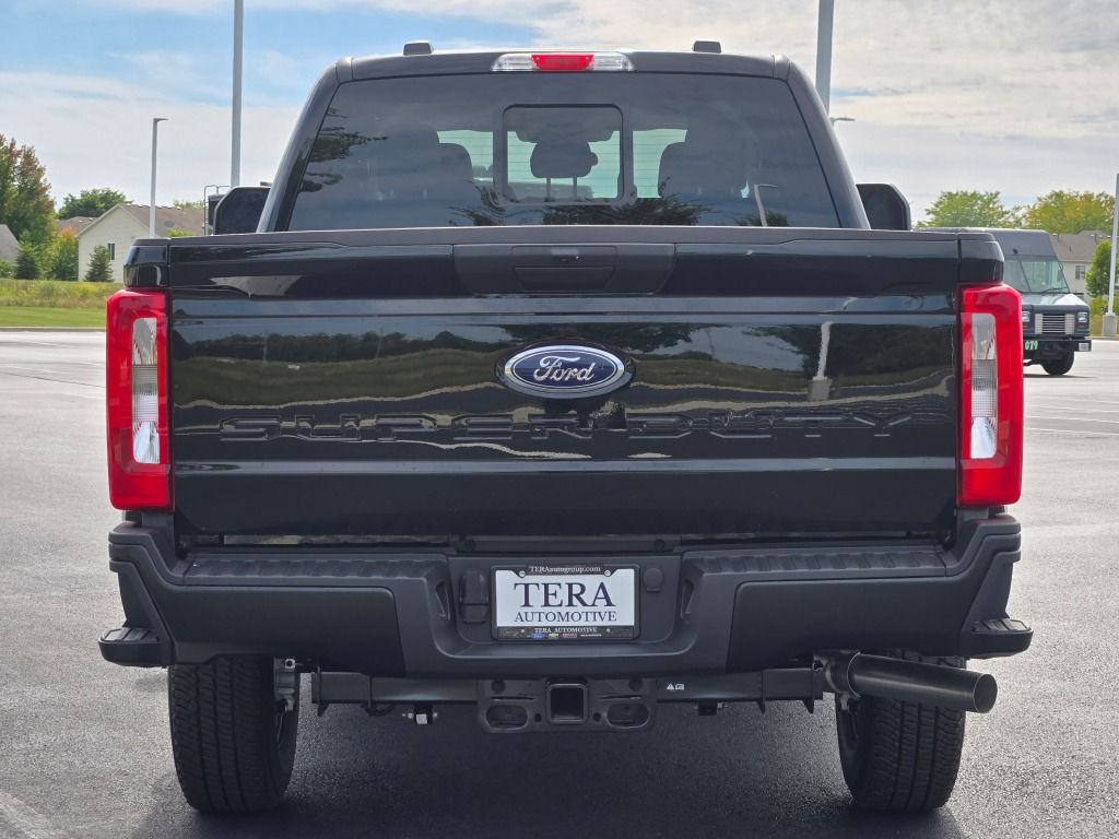 2026 Ford F-250 photo 10