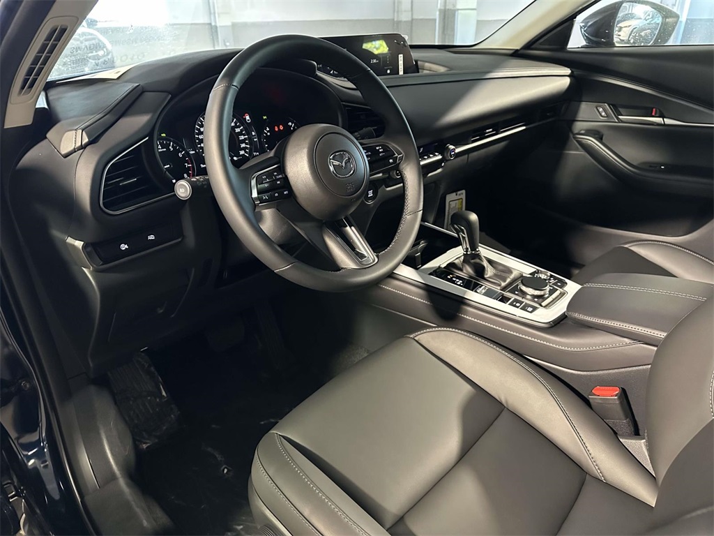 2025 Mazda CX-30 2.5 Select Sport photo 2