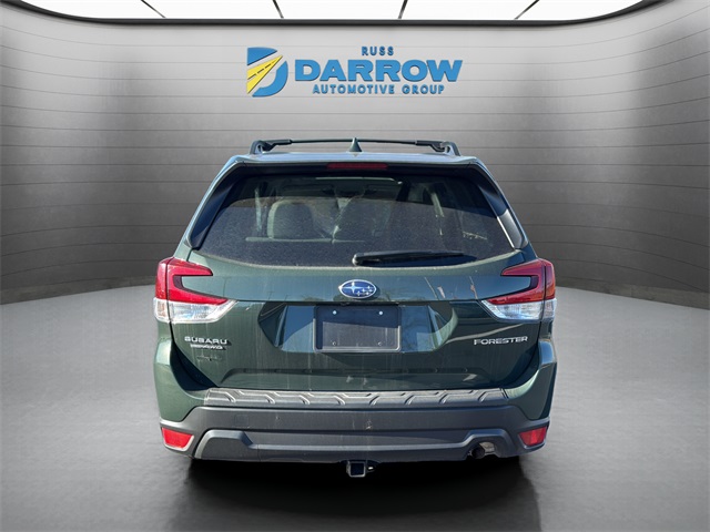 2022 Subaru Forester Premium photo 4