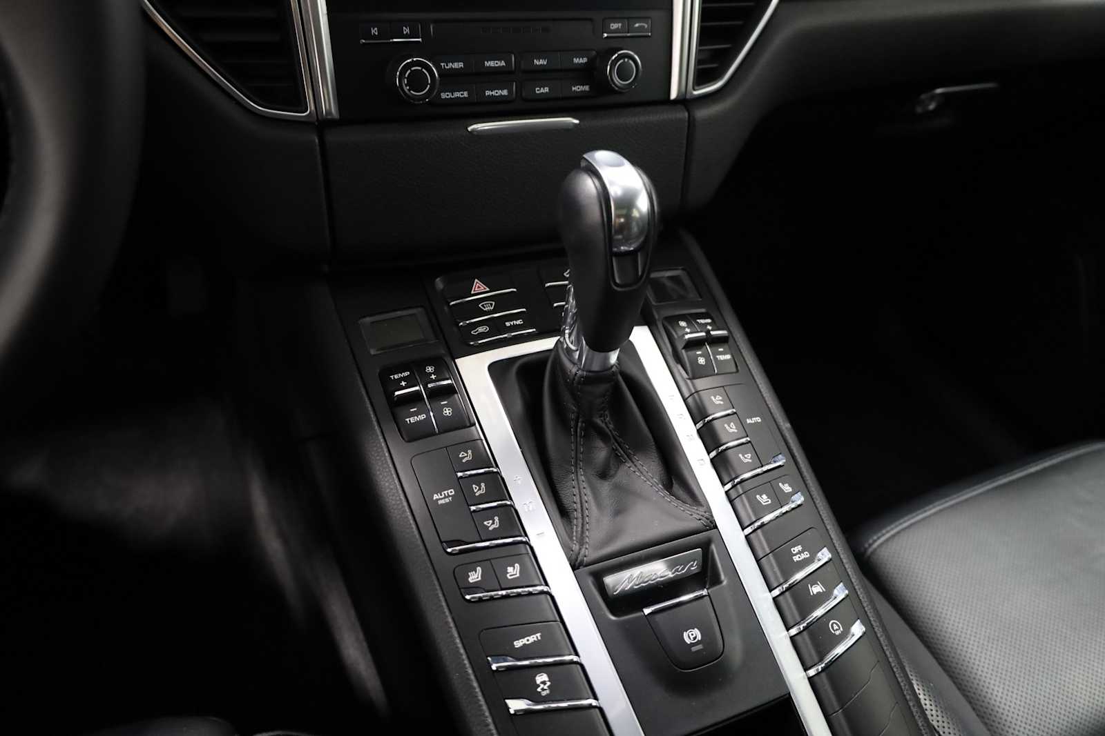 2018 Porsche Macan photo 31
