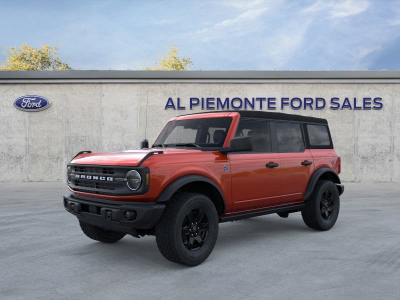 2024 Ford Bronco 4-Door Black Diamond's photo
