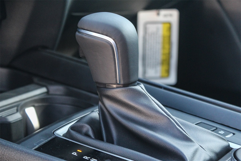 2025 Mazda CX-50 Preferred photo 22