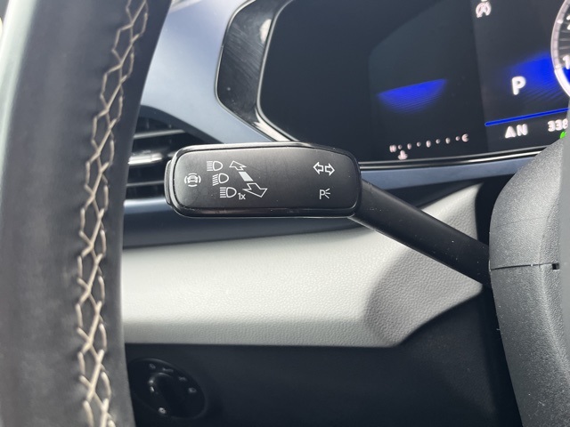 2022 Volkswagen Taos SE photo 34