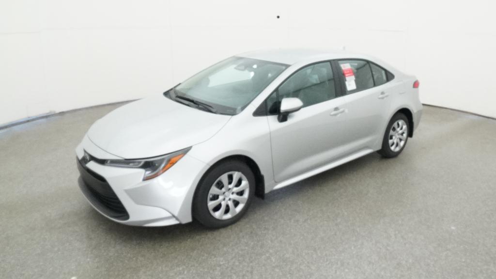2026 Toyota Corolla LE's photo