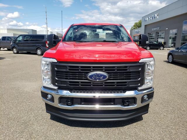 2026 Ford F-250 photo 3