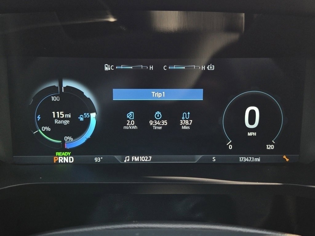 2023 Ford F-150 Lightning XLT photo 28