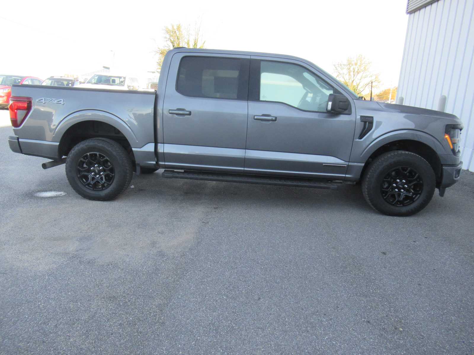 2024 Ford F-150 XLT photo 4
