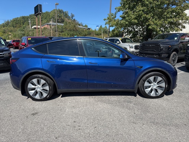 2021 Tesla Model Y Long Range photo 2
