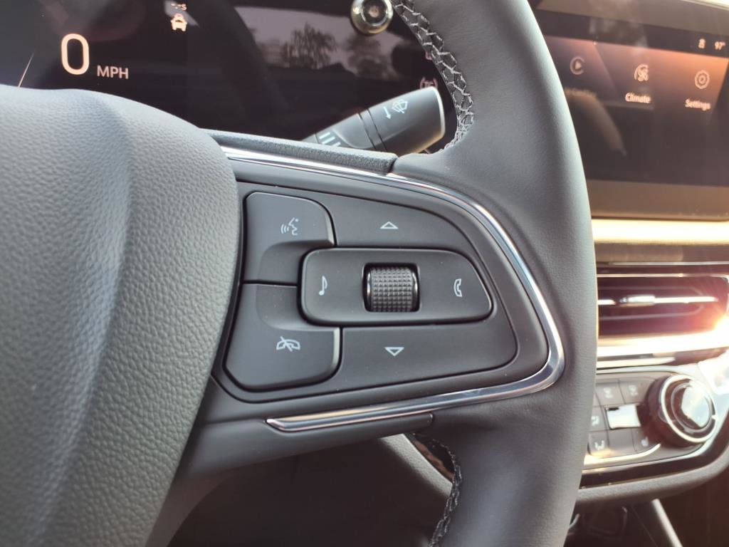 2025 Buick Envista ST photo 10