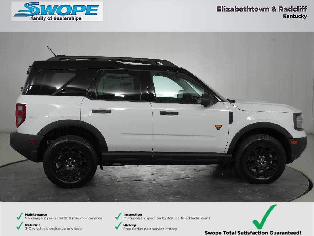 2025 Ford Bronco Sport Badlands photo 2