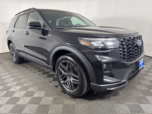 2026 Ford Explorer ST-LINE's photo