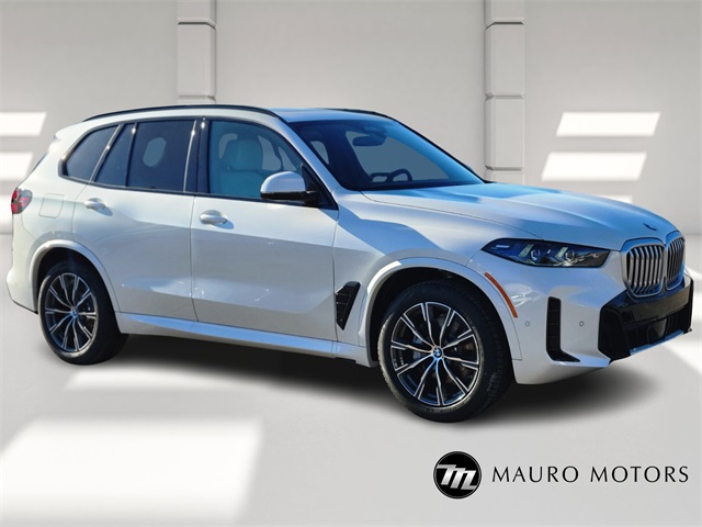 2026 BMW X5 40i's photo