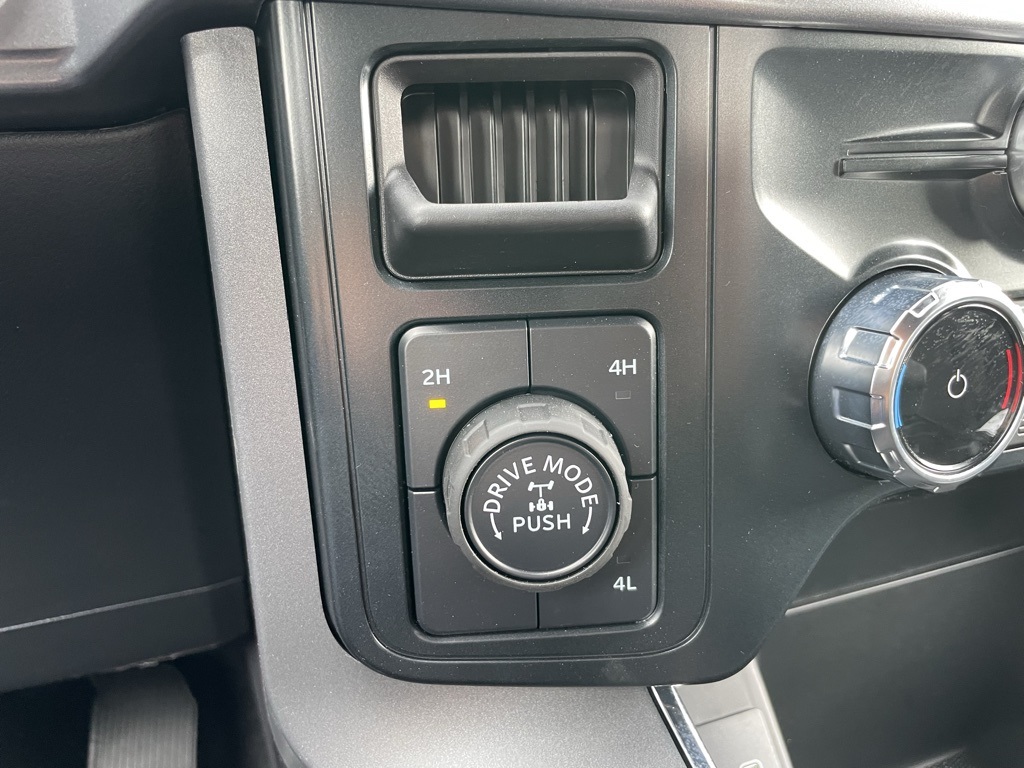 2025 Ford F-150 XLT photo 42