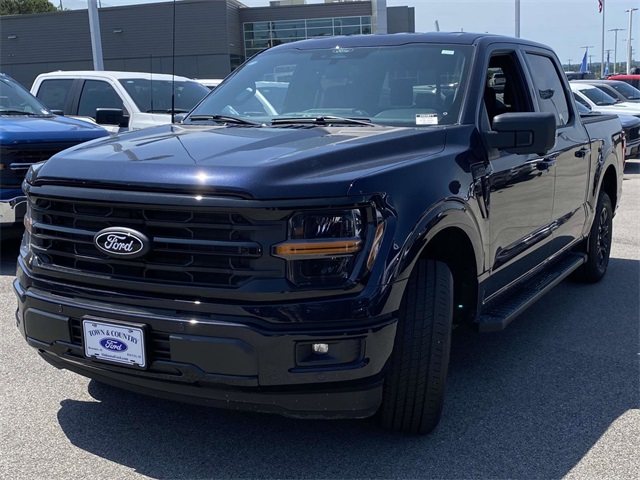 2025 Ford F-150 XLT photo 6