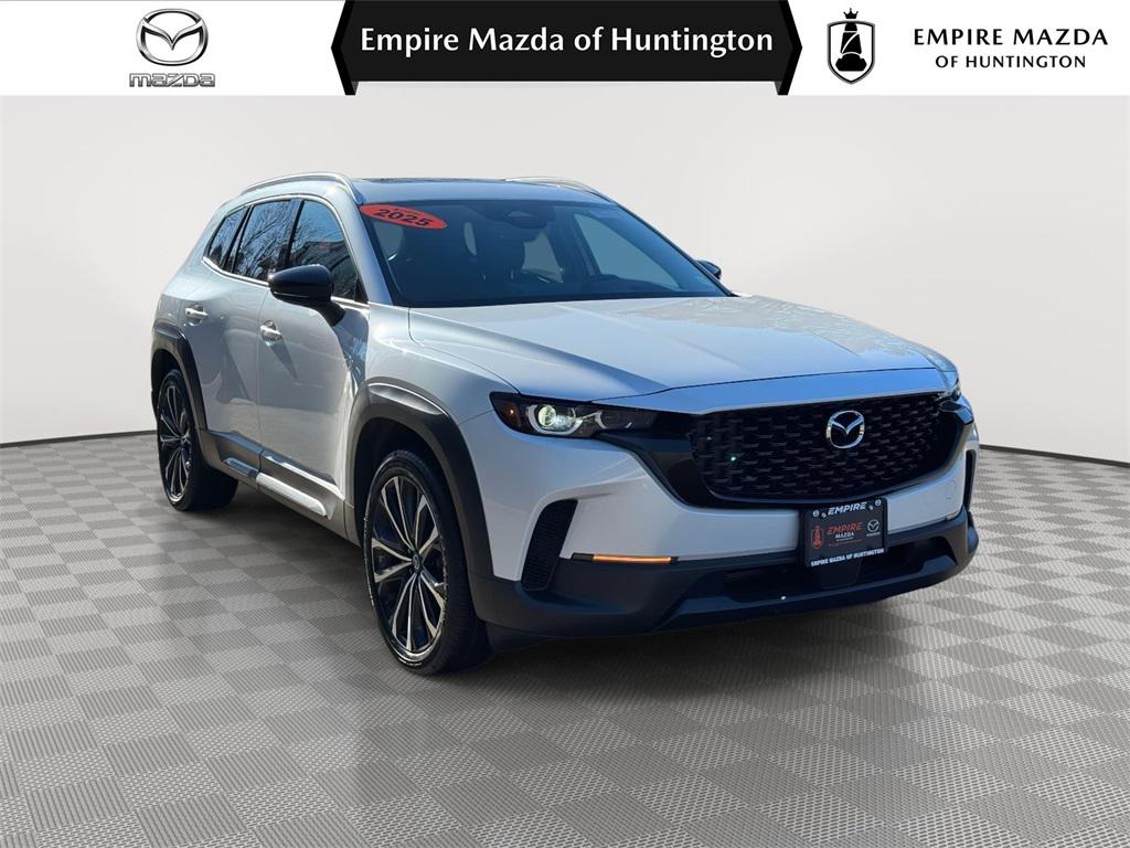 2025 Mazda CX-50 Premium Plus's photo