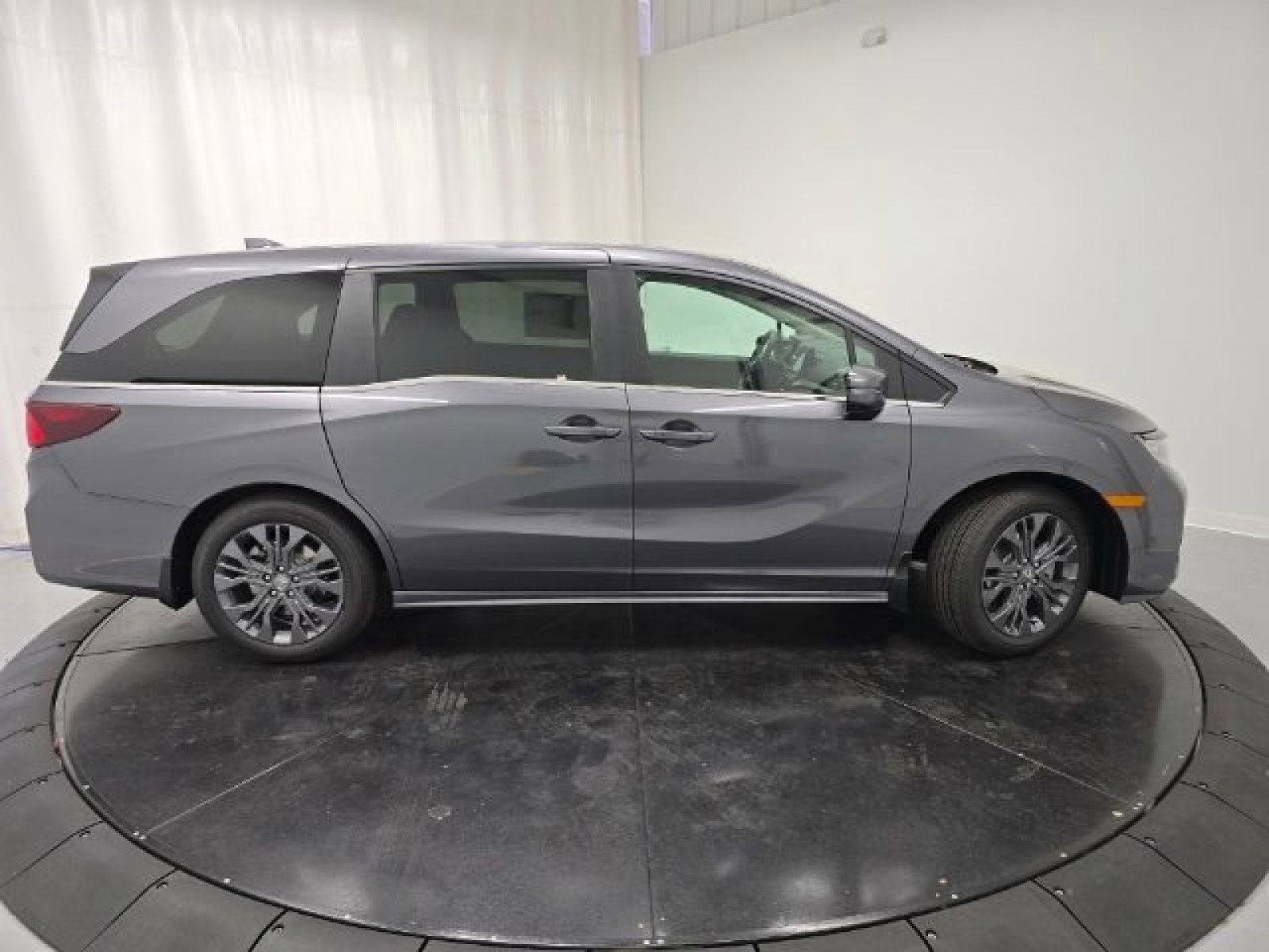 2026 Honda Odyssey Touring photo 26