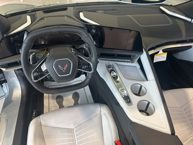 2026 Chevrolet Corvette Stingray 2LT photo 7