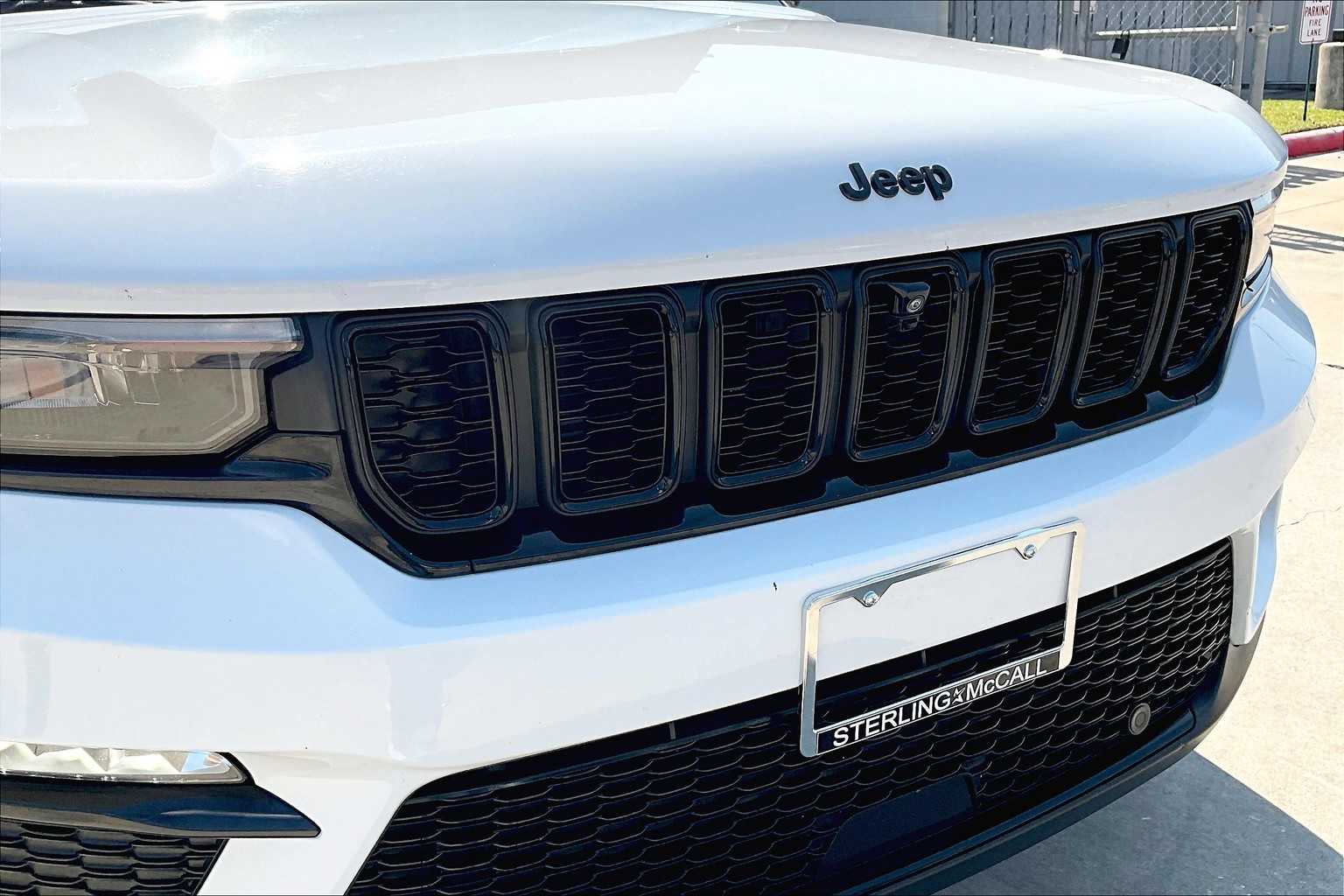 2023 Jeep Grand Cherokee Limited photo 28