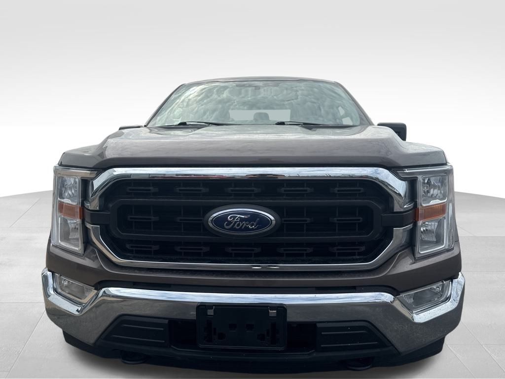 2022 Ford F-150 XLT photo 2