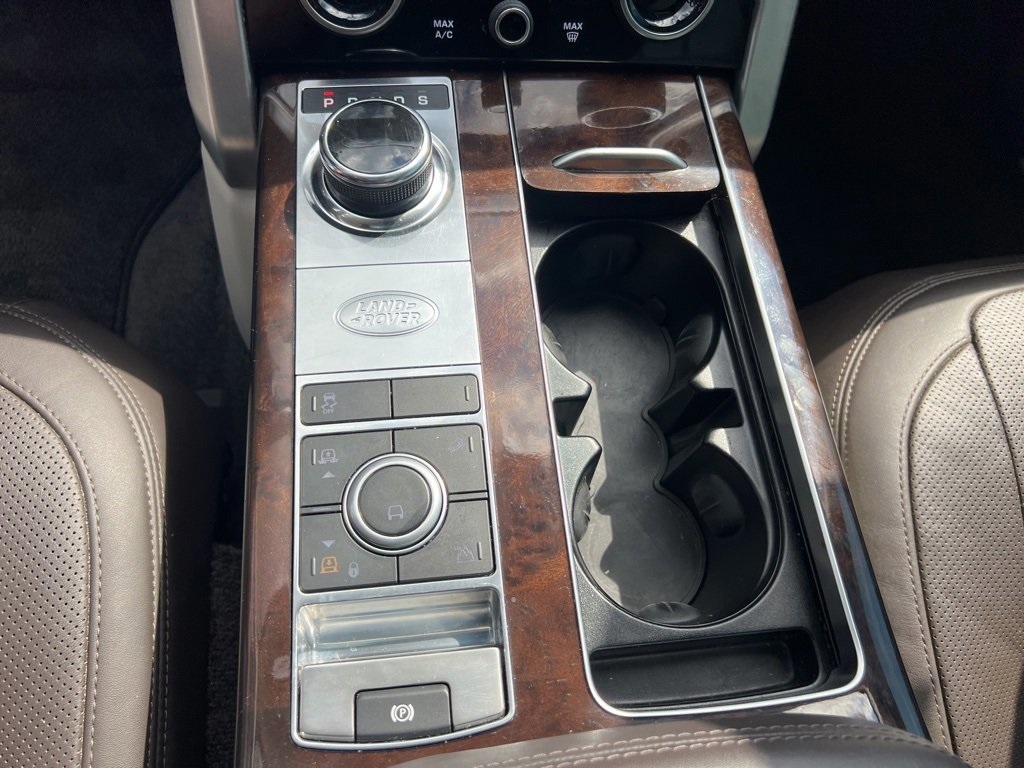 2020 Land Rover Range Rover HSE photo 9