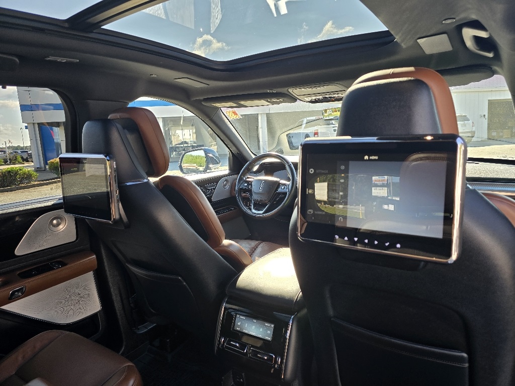 2021 Lincoln Aviator Grand Touring photo 13