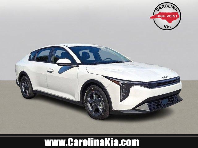 2025 Kia K4 LXS's photo