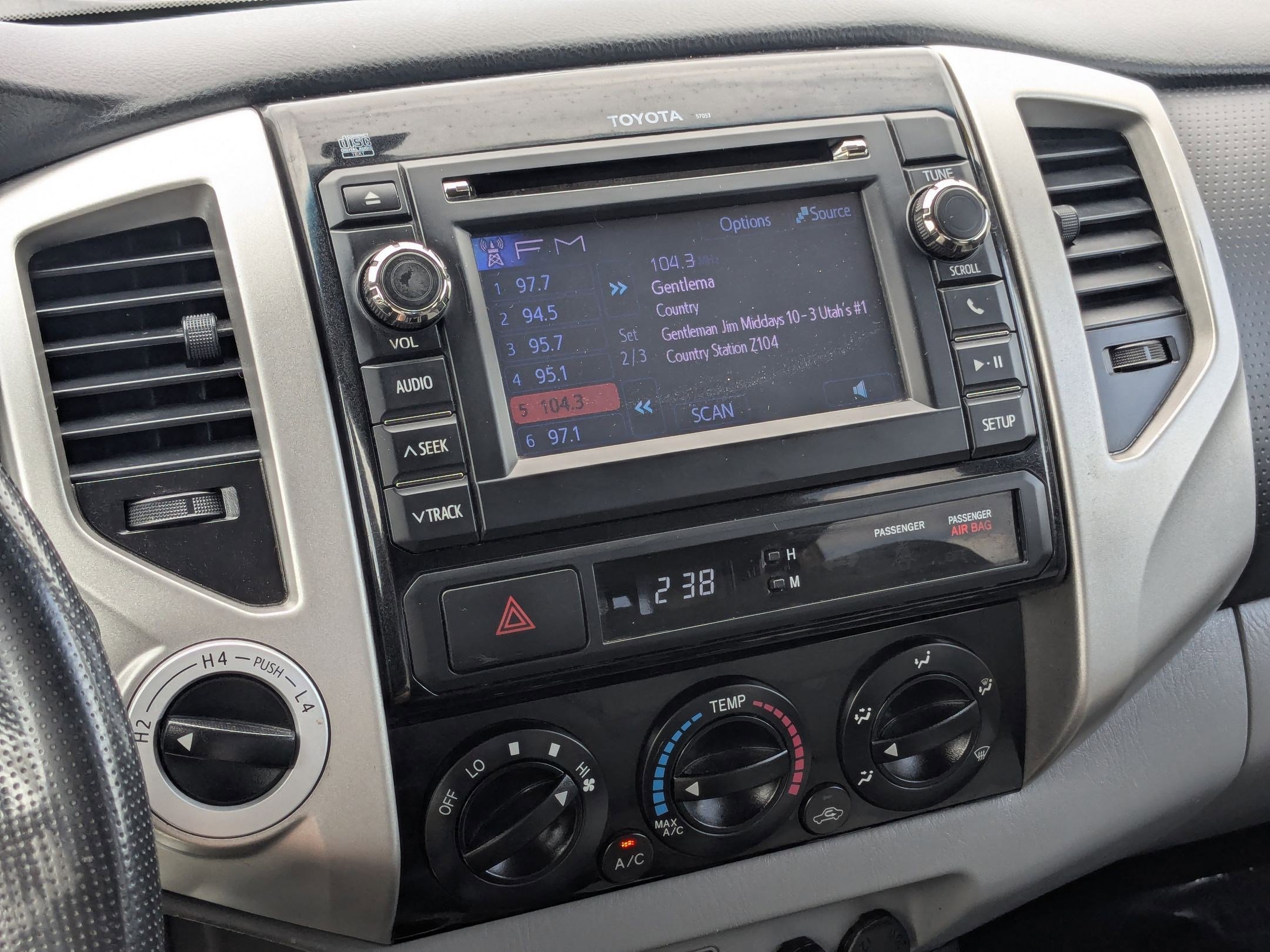 2013 Toyota Tacoma Base photo 16