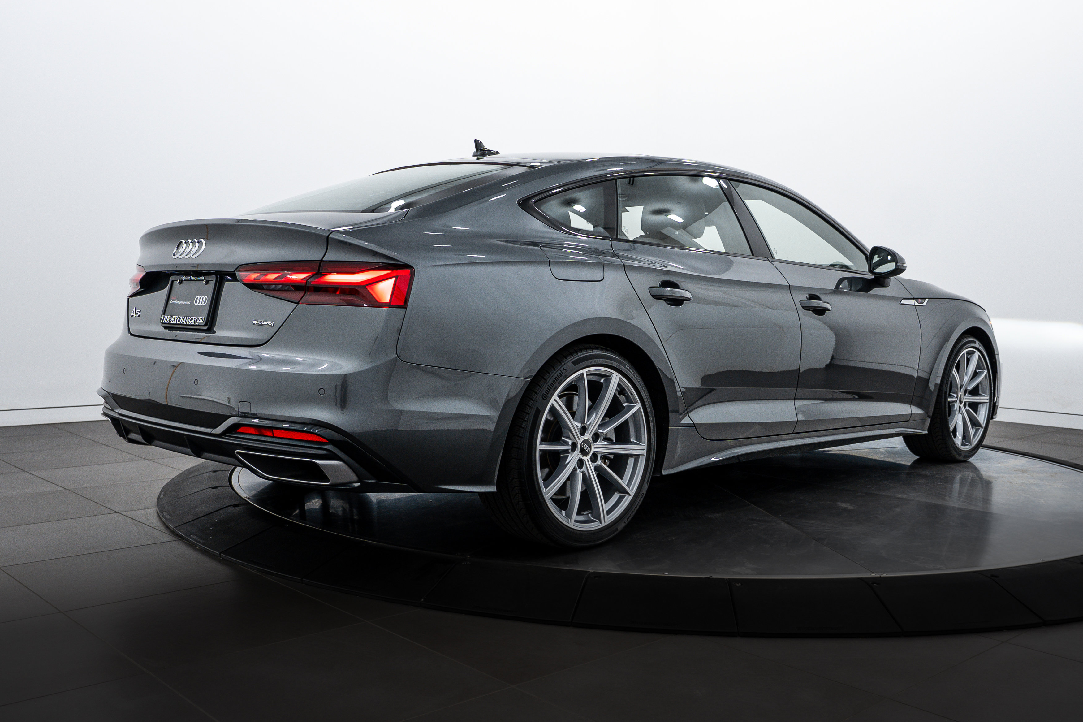 2025 Audi A5 S line Quattro Premium photo 4