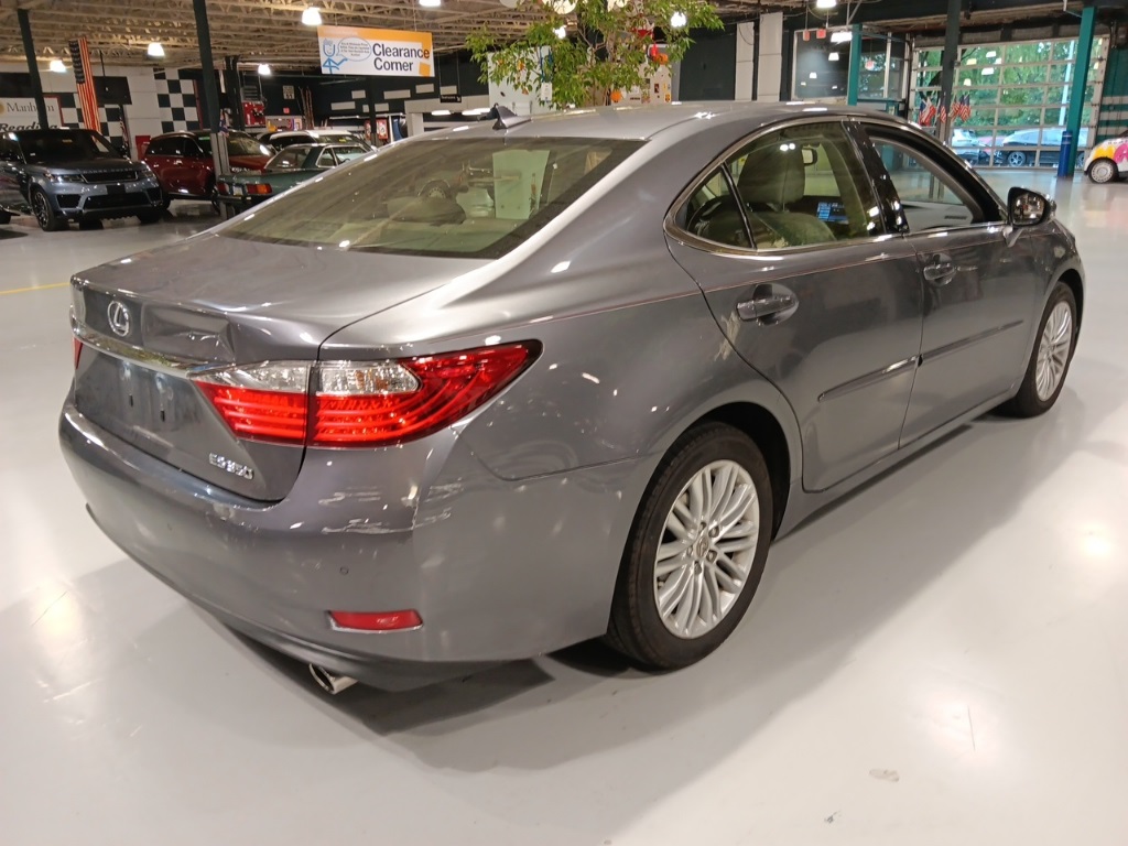 2014 Lexus ES 350 photo 5