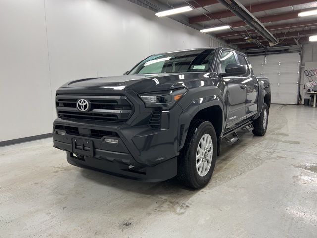 2024 Toyota Tacoma SR5's photo