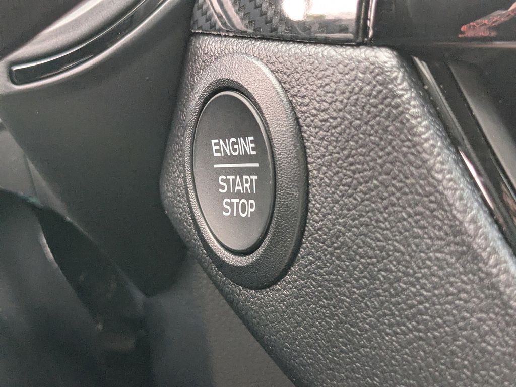 2025 Ford Escape ST-Line photo 28