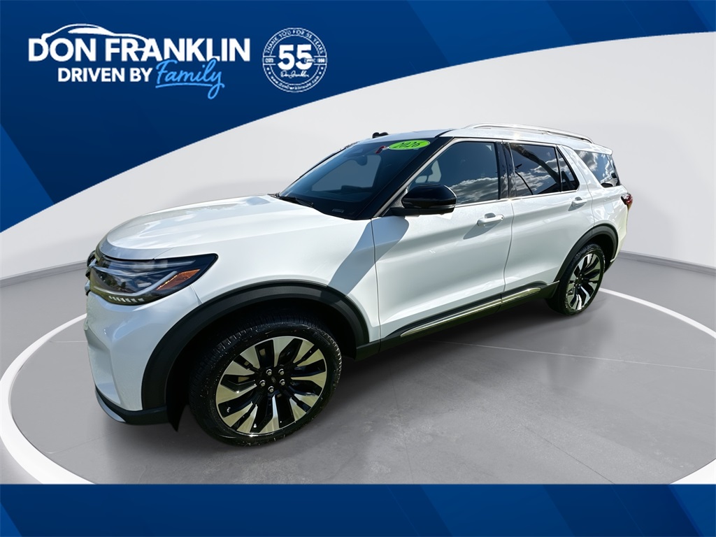 2026 Ford Explorer Platinum's photo