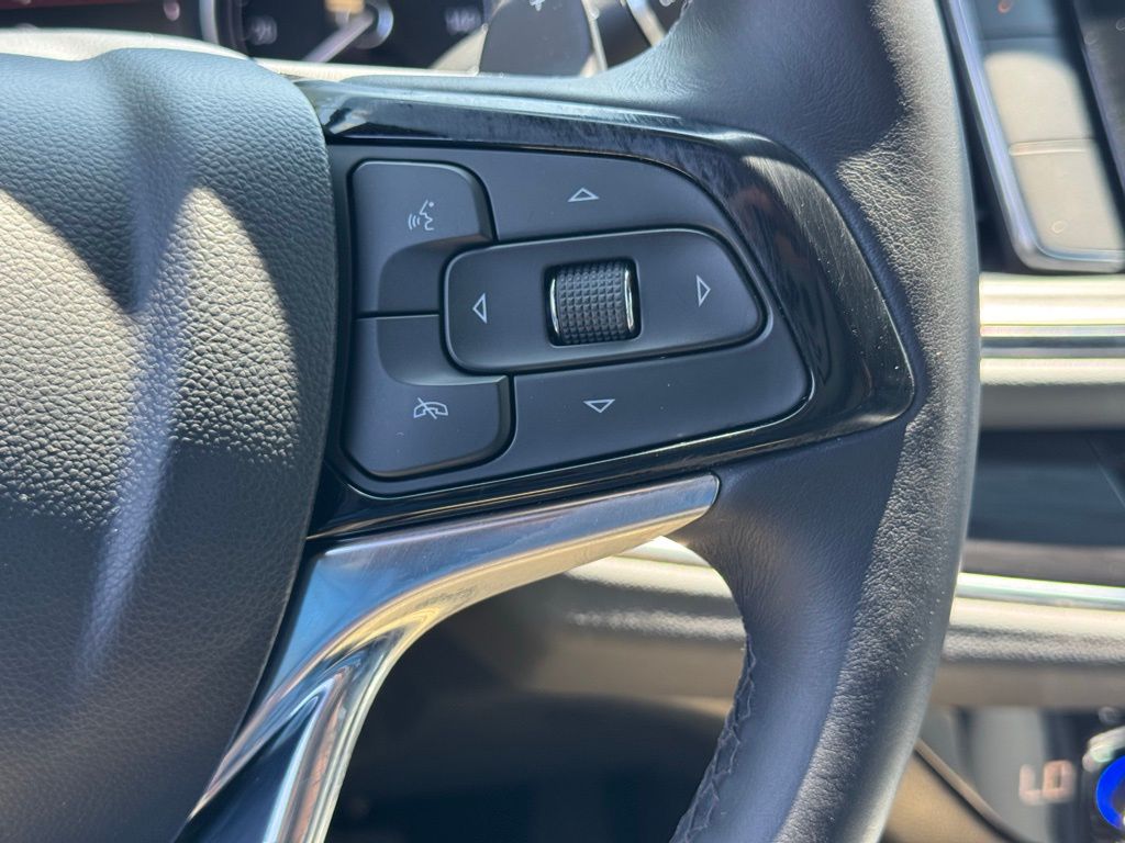 2023 Buick Enclave Essence photo 29
