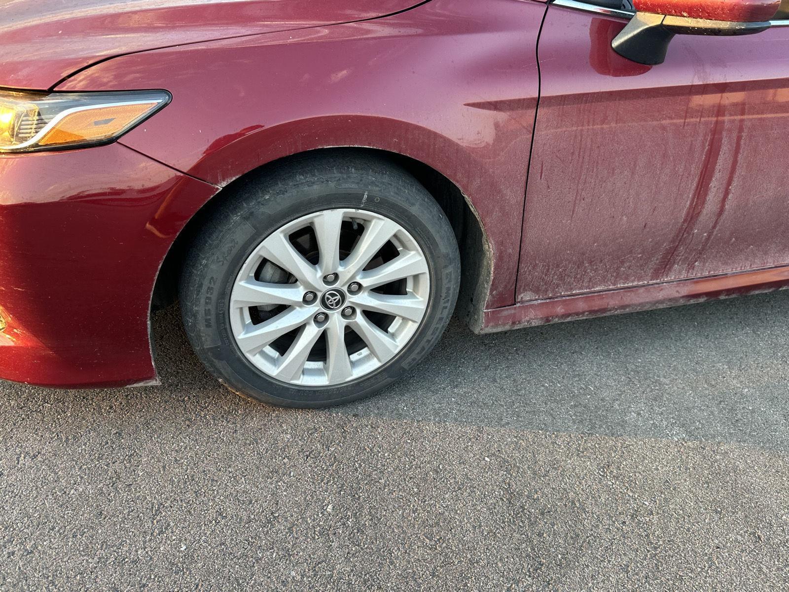 2020 Toyota Camry LE photo 4