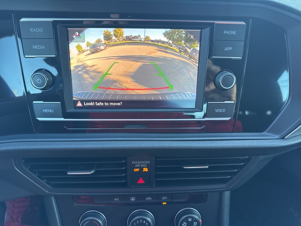 2023 Volkswagen Jetta 1.5T Sport photo 13