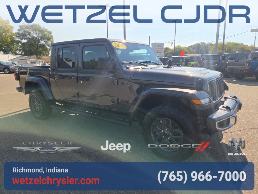 2024 Jeep Gladiator Sport photo 4