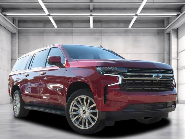 2021 Chevrolet Suburban RST's photo