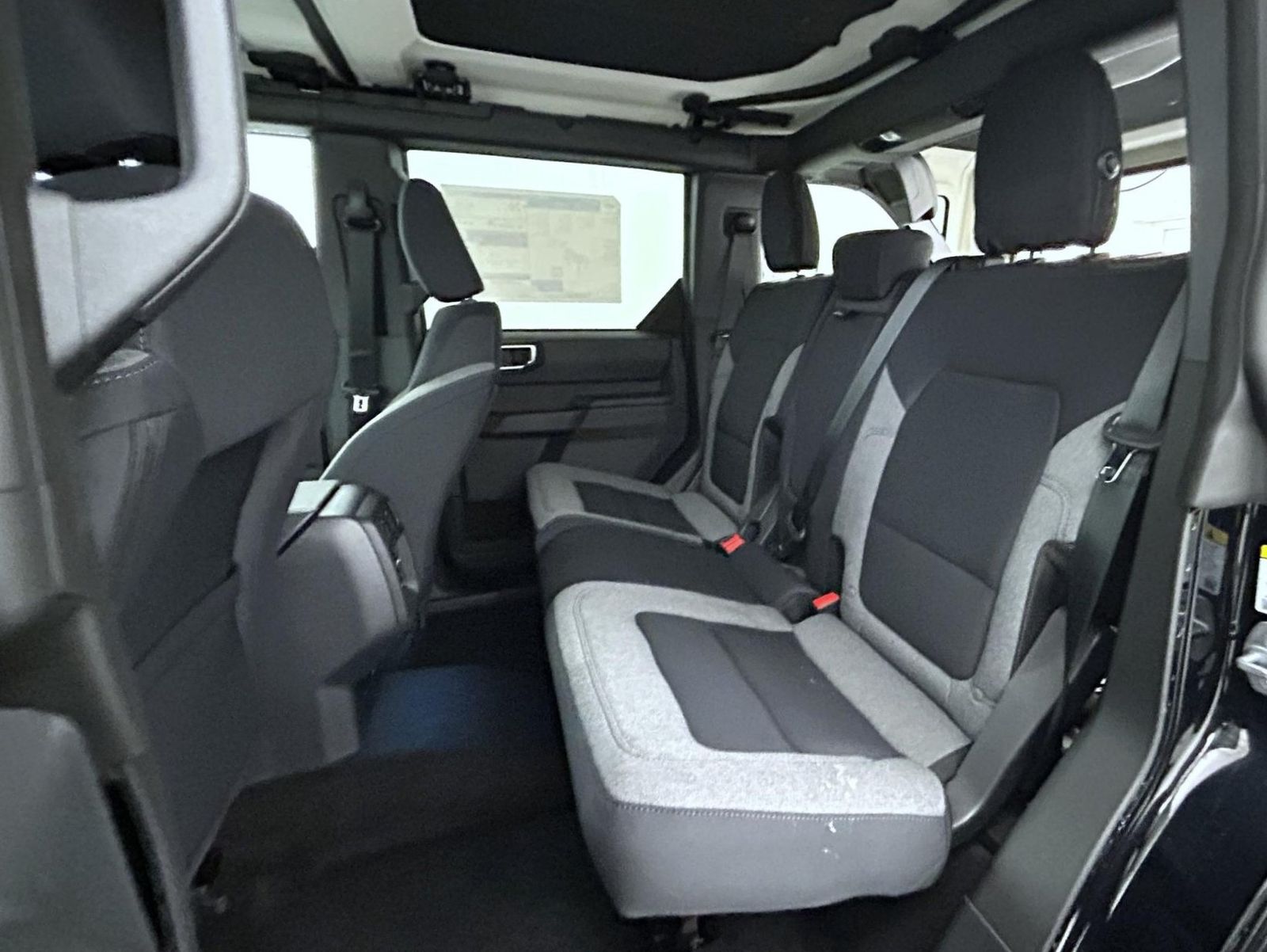 2025 Ford Bronco Big Bend photo 17