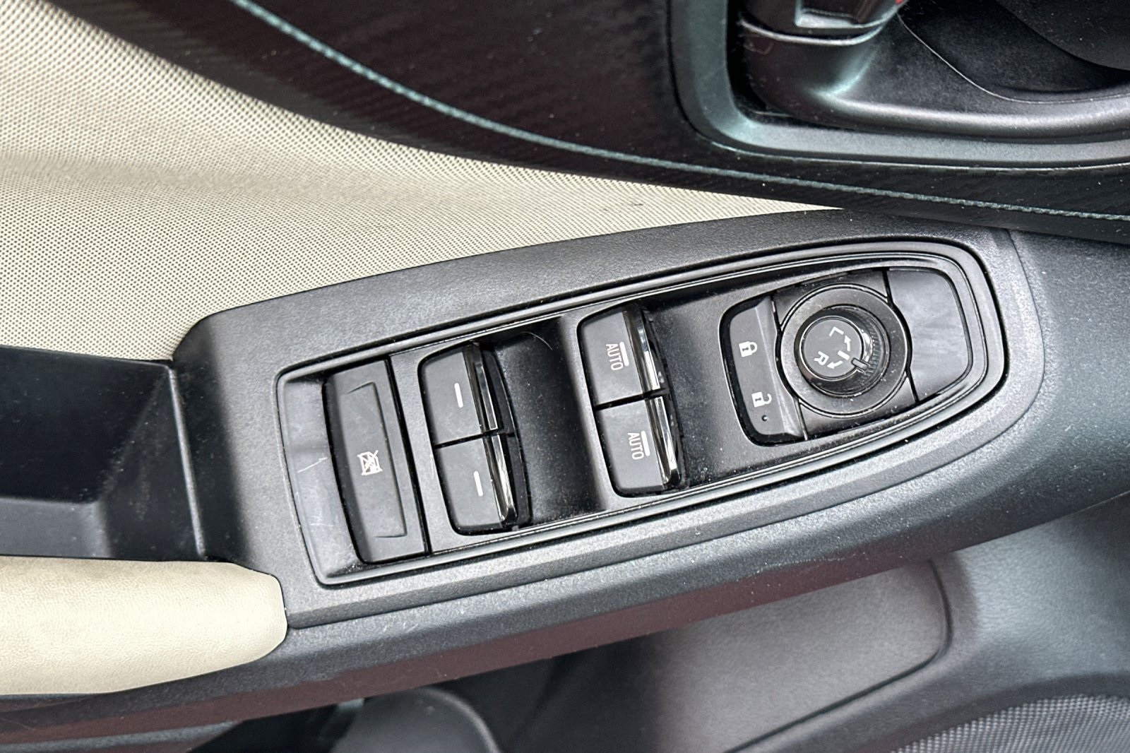 2023 Subaru Impreza Premium photo 13