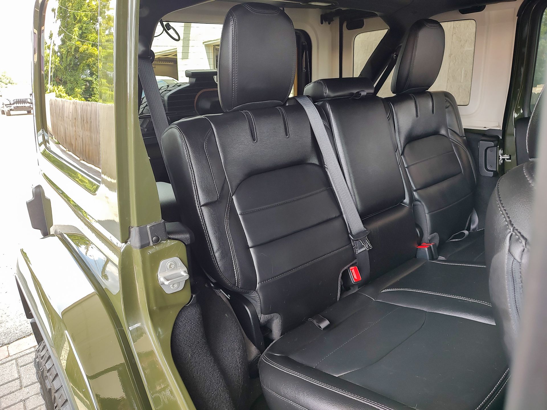 2021 Jeep Wrangler Unlimited Sahara 4xe photo 6