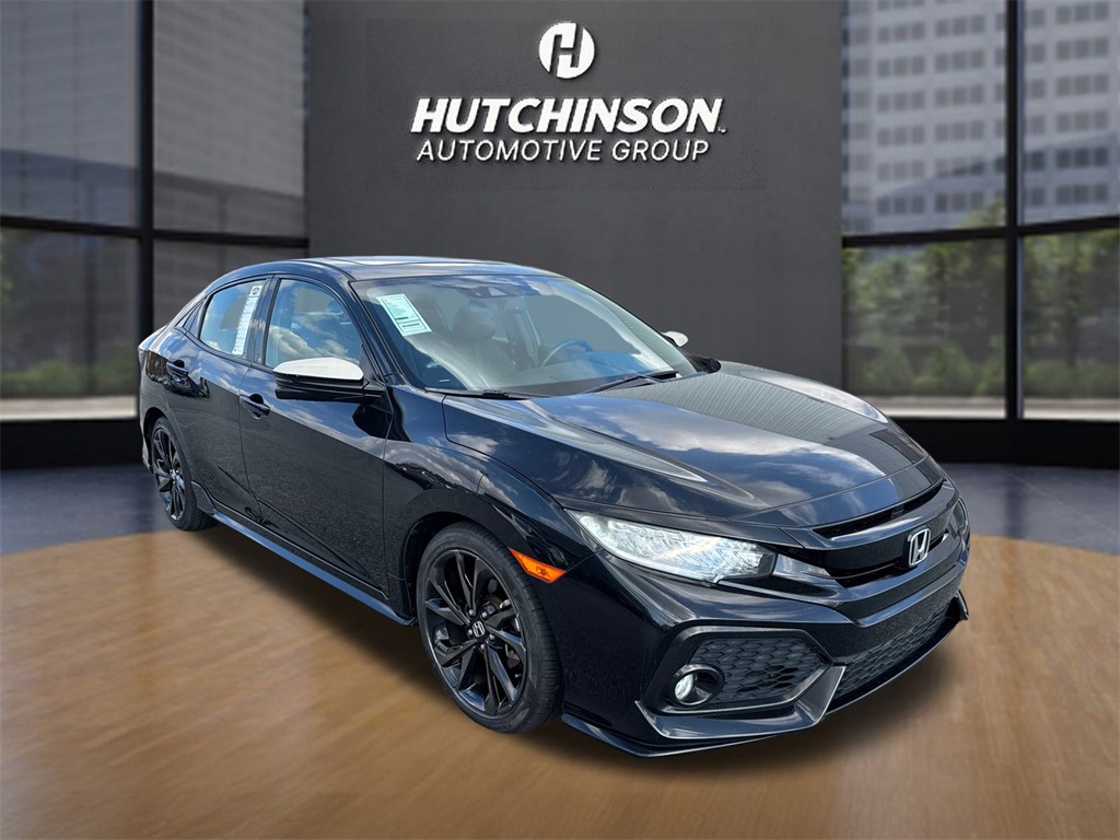 2019 Honda Civic Hatchback Sport Touring's photo