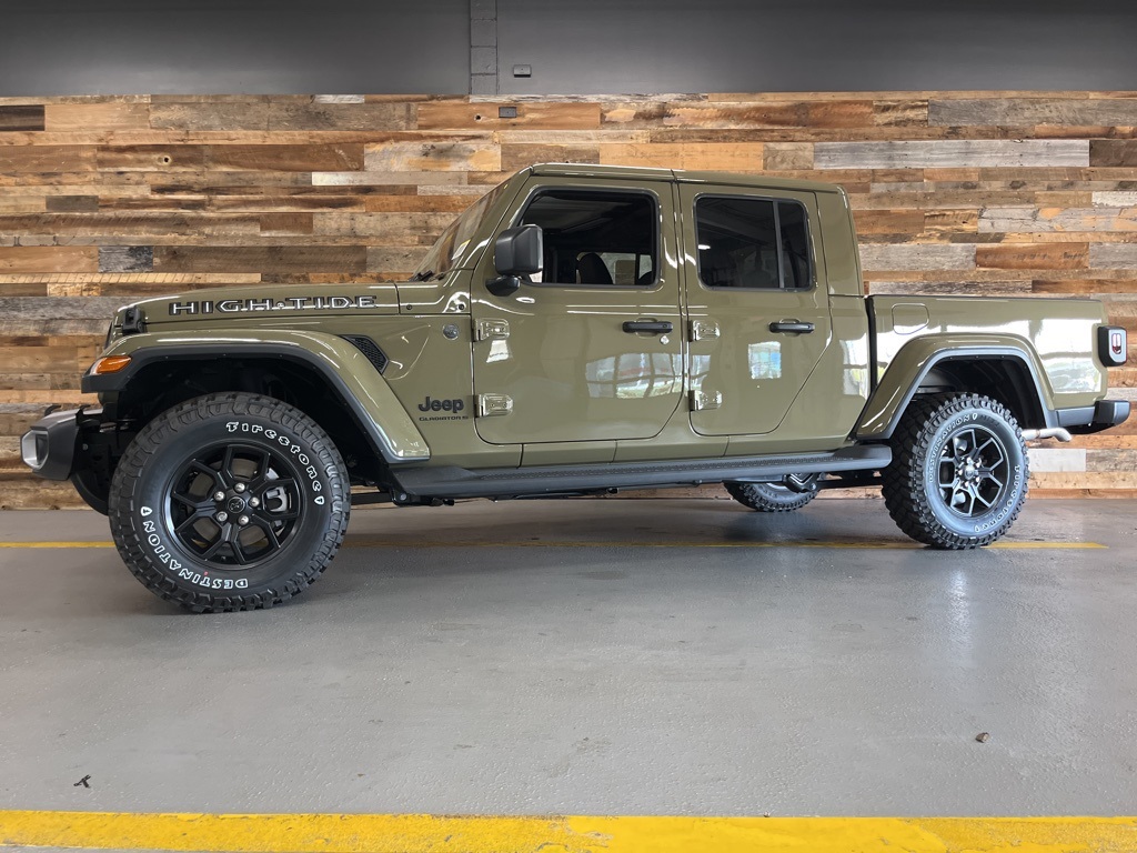 2025 Jeep Gladiator Sport photo 7